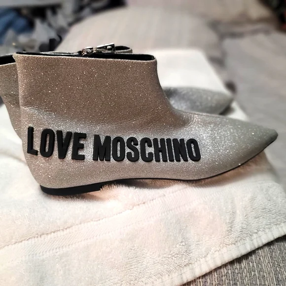 Love moschino silver glitter metallic booties - Picture 9 of 10